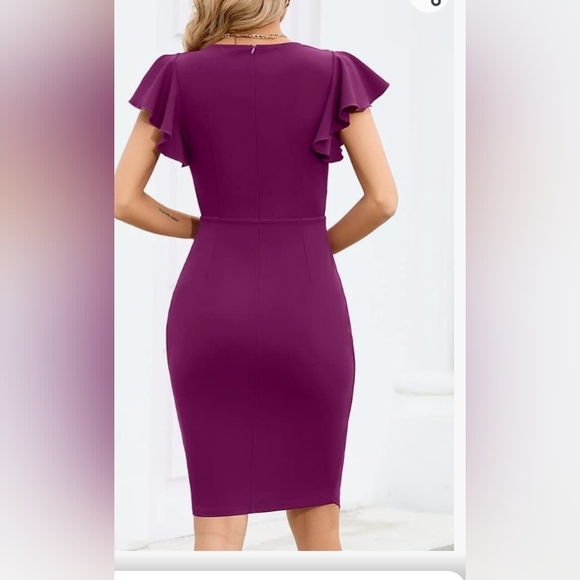 💙NWT Ruffled sleeve v neck cocktail dress - Picture 2 of 4